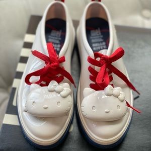 Hello Kitty by Mini Melissa size 1